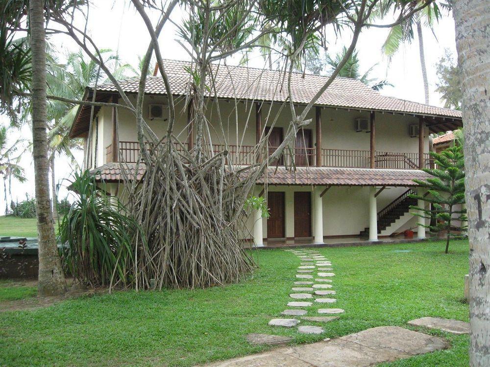 Kosgoda Beach Resort Ngoại thất bức ảnh